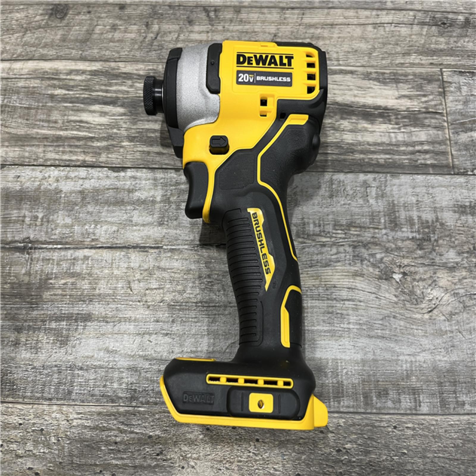 AS-IS DEWALT Atomic 20V Max Lithium-Ion Brushless Cordless Compact 1/4 in. Impact Driver Kit