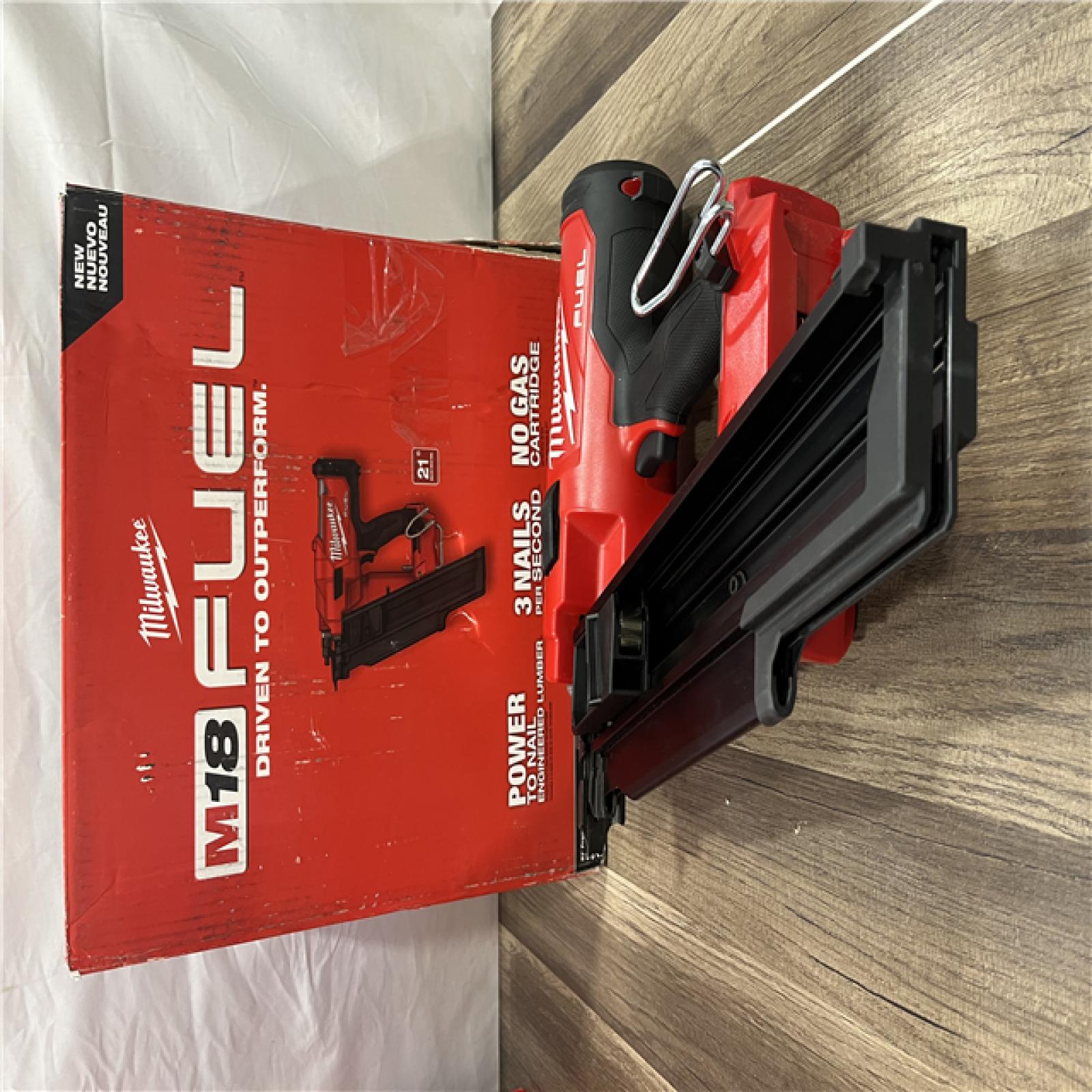 GOOD Milwaukee 2744-20 M18 FUEL 21-Degree Cordless Framing Nailer (Tool Only)