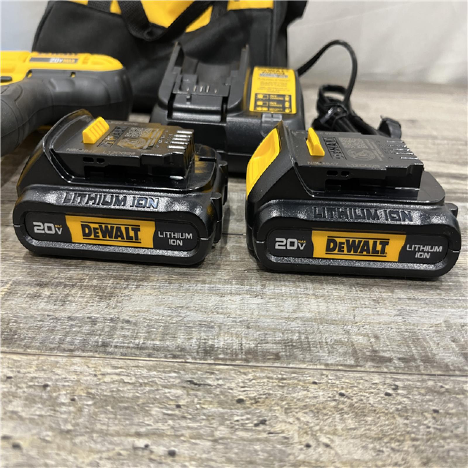 AS-IS DEWALT 20V MAX Cordless 1/2 in. Drill/Driver Kit