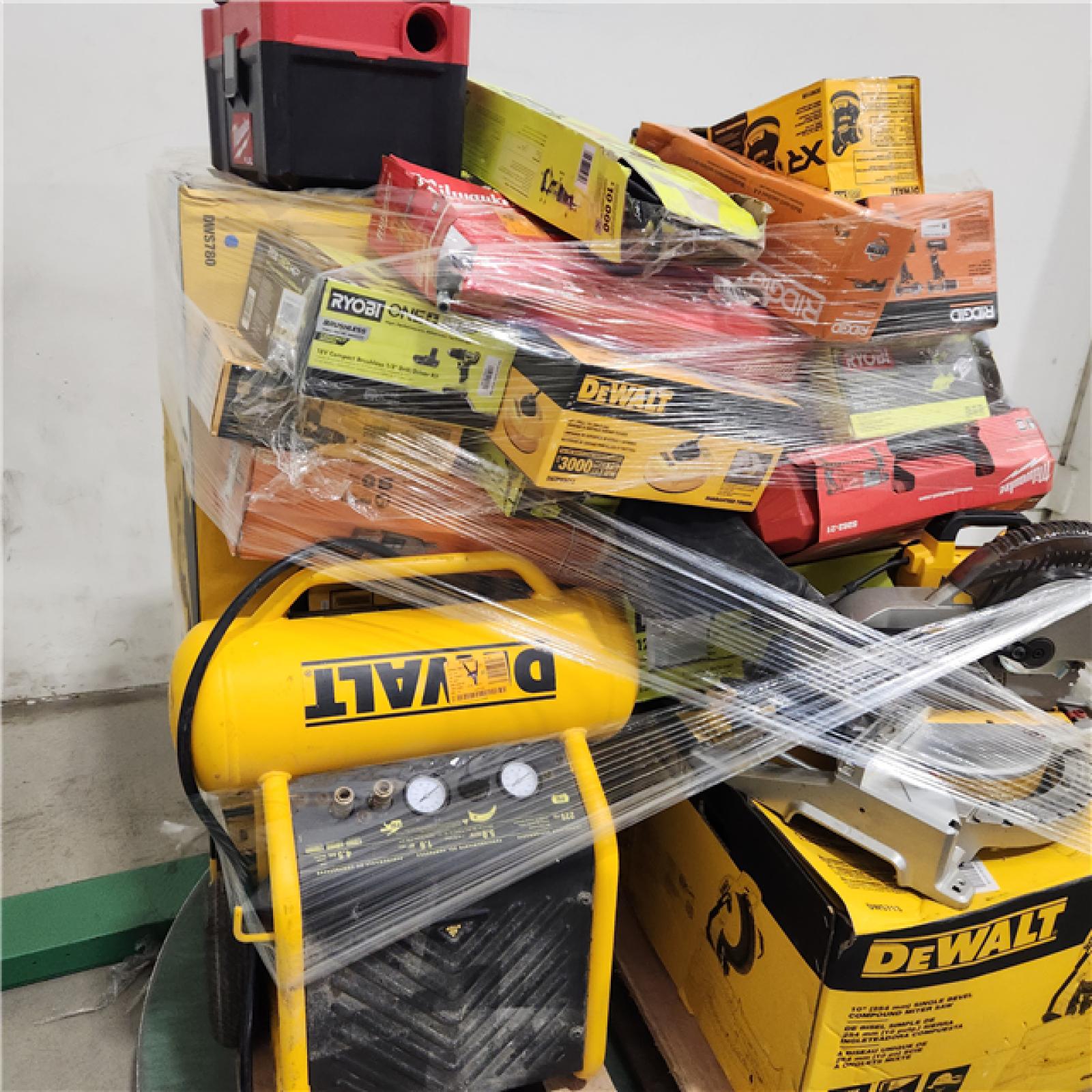 Dallas Location - As-Is Tool Pallet