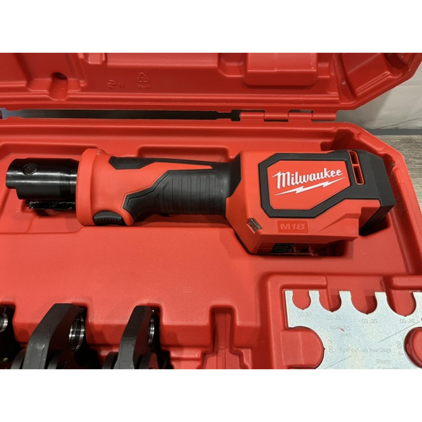 AS-IS Milwaukee 18V Lithium-Ion Cordless Short Throw PEX Press Tool Kit