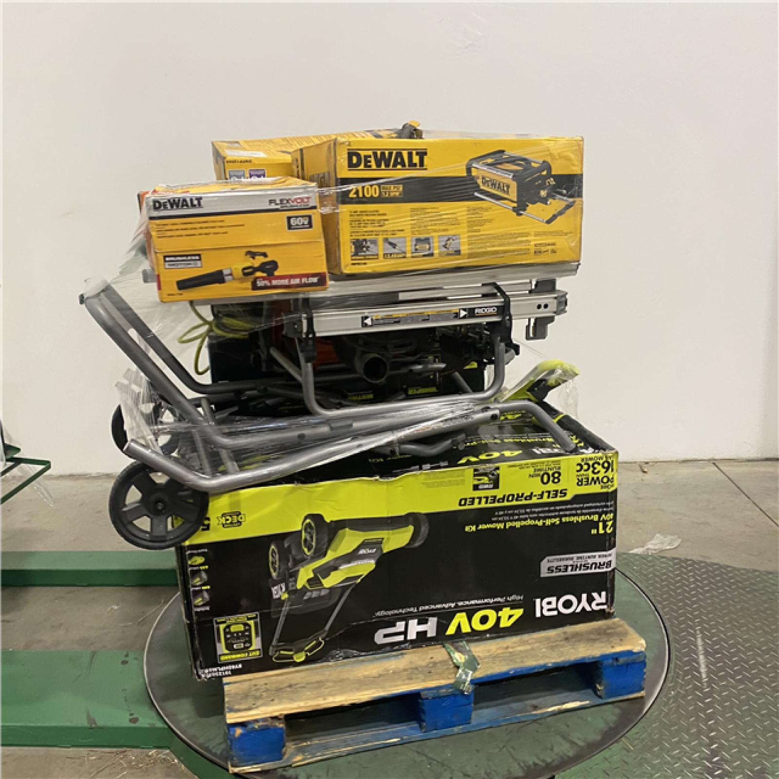 Dallas Location - As-Is Tool Pallet