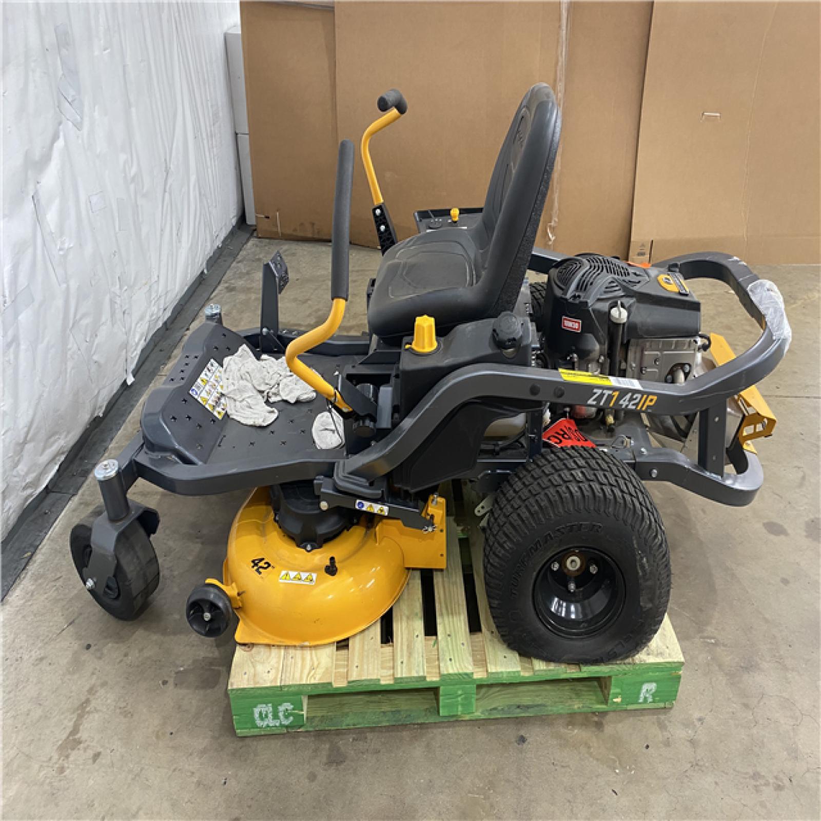 Houston Location AS IS - Cub Cadet Ultima ZT1 42in Riding Mower