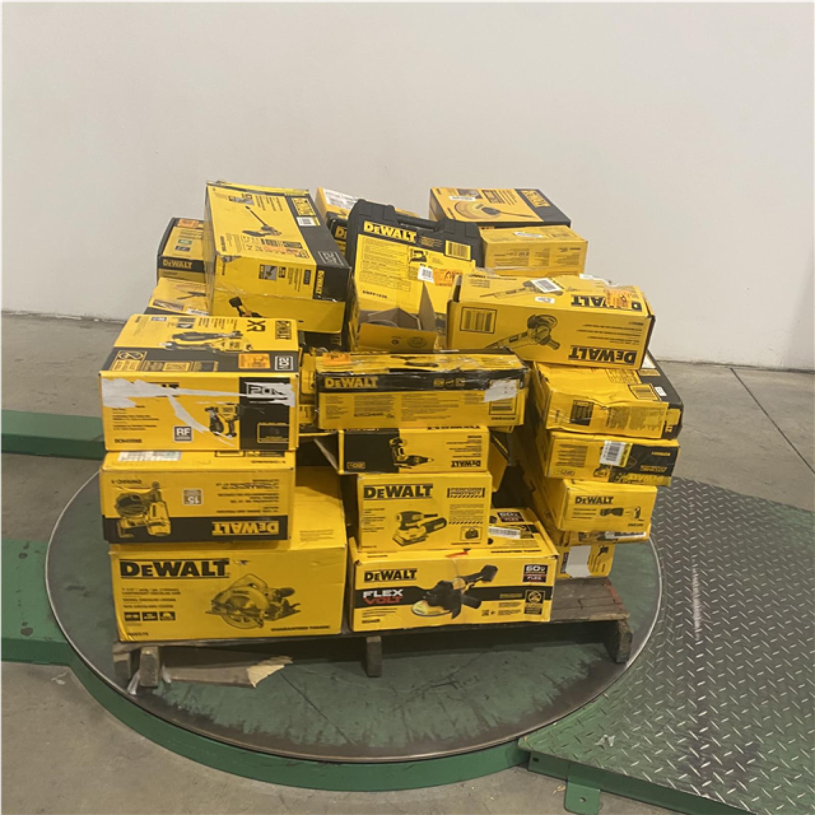 Dallas Location - As-Is Tool Pallet