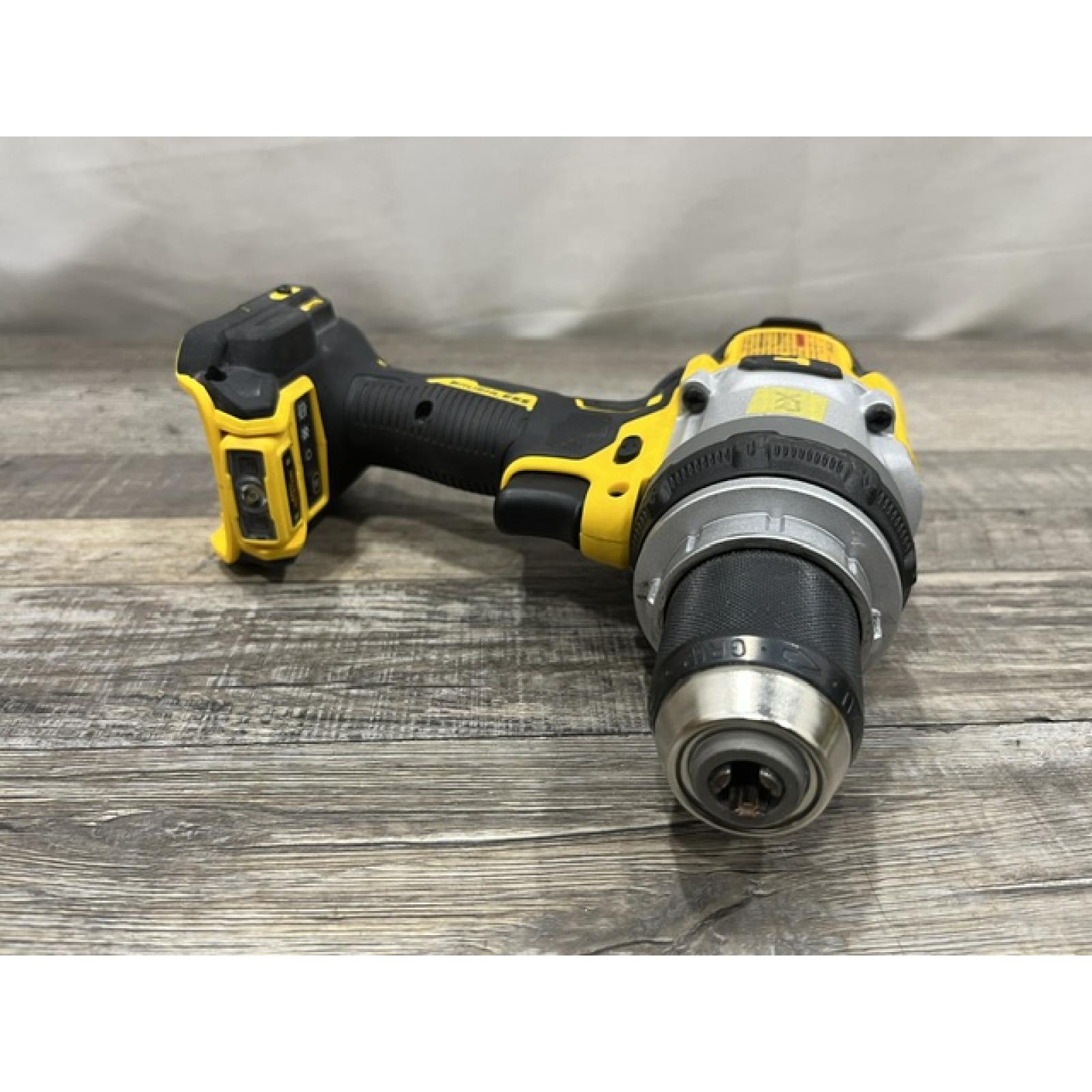 AS-IS DEWALT 20V XR Lithium-Ion Cordless Hammer Drill Kit