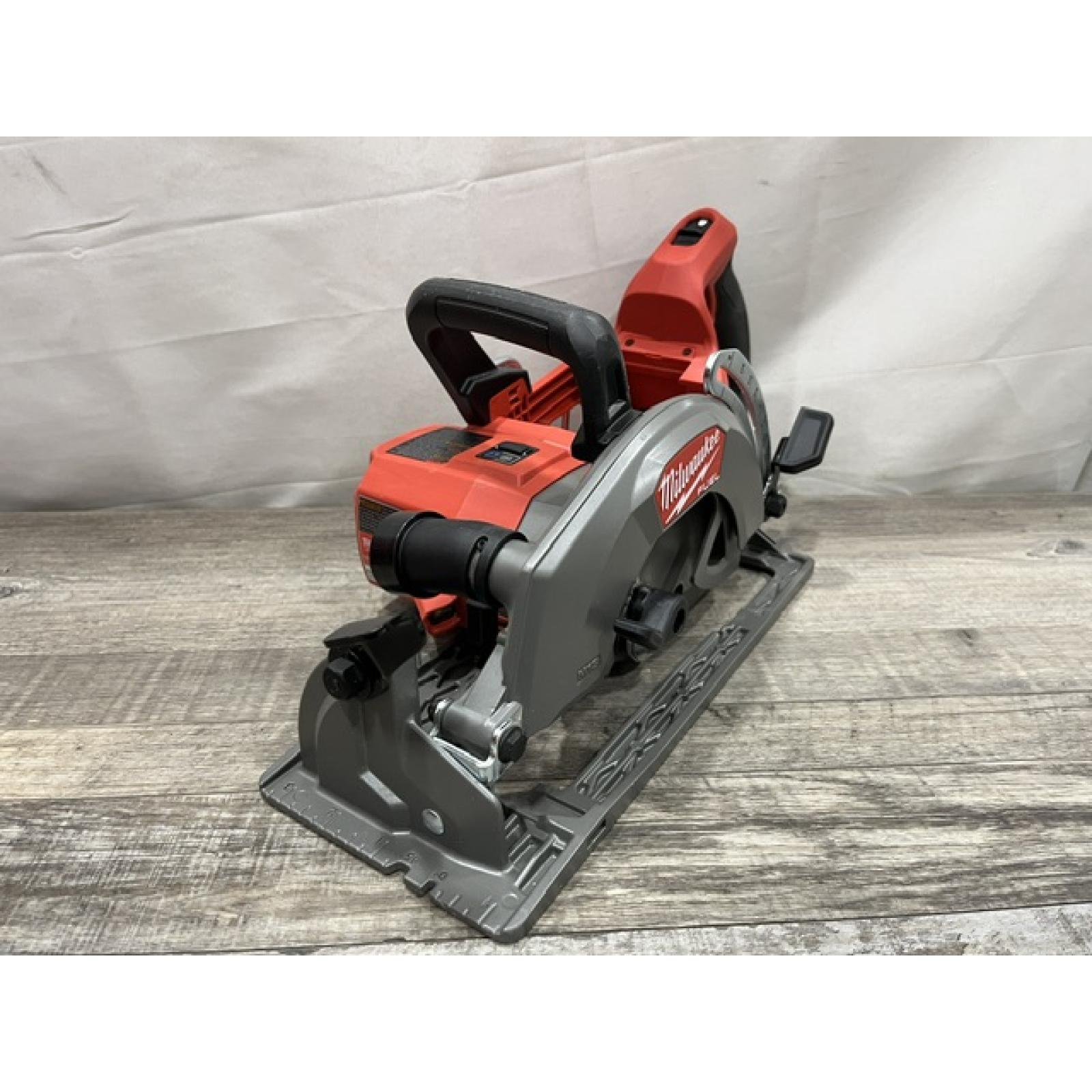 AS-IS Milwaukee FUEL ONE-KEY 18V Lithium-Ion Cordless 7-1/4 in. Rear Handle Circular Saw Kit