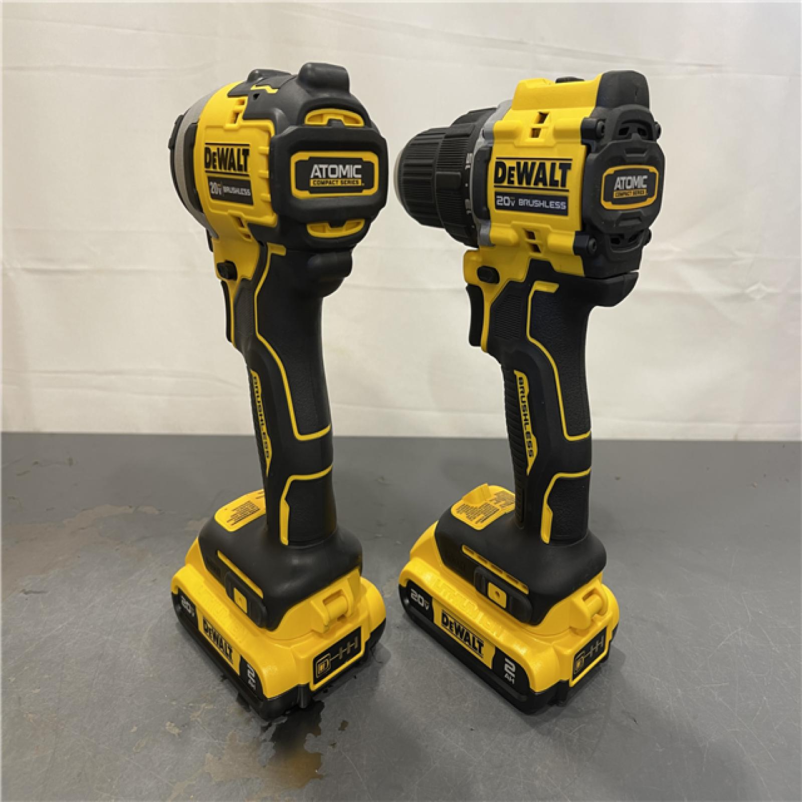 AS-IS - Dewalt ATOMIC 20-Volt MAX Lithium-Ion Cordless Combo Kit