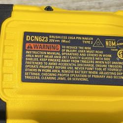 AS-IS DEWALT ATOMIC 20V MAX Lithium Ion Cordless 23 Gauge Pin Nailer Kit