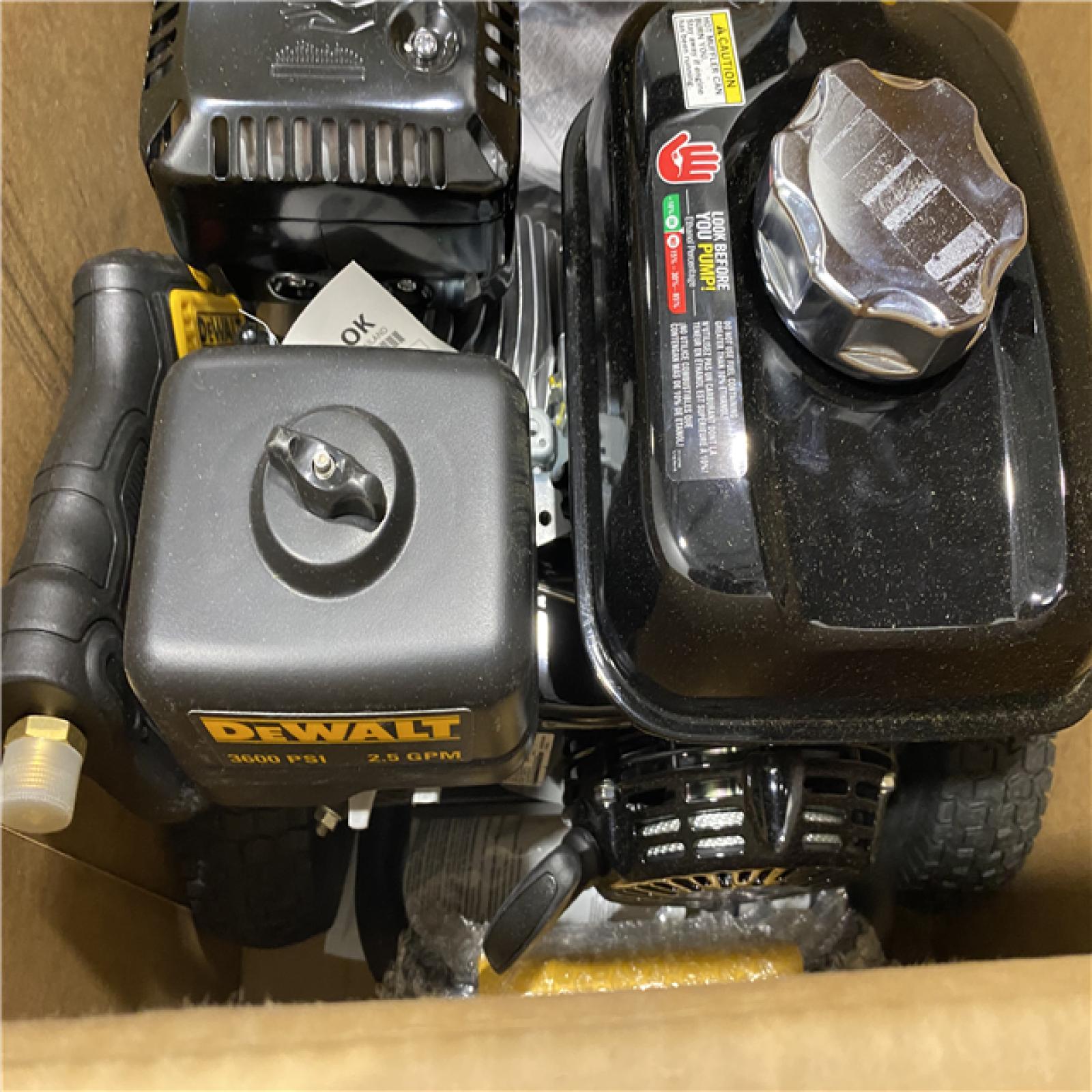 Dallas Location - As-Is DEWALT 3600 PSI 2.5 GPM Gas Pressure Washer