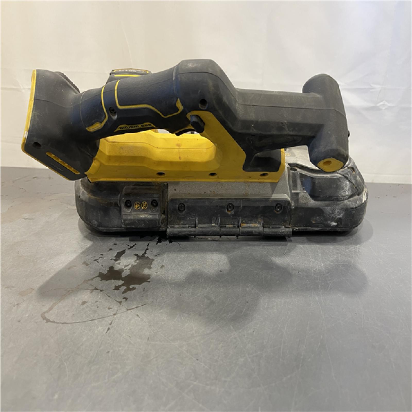 AS-IS - DEWALT 20-Volt MAX 3-3/8 in. Cordless Brushless Bandsaw (Tool Only)