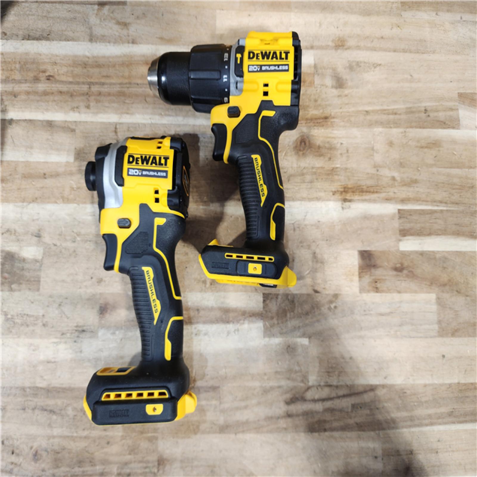 HOUSTON LOCATION - AS-IS (APPEARS LIKE NEW) DEWALT ATOMIC 20V MAX Lithium-Ion Cordless 2-Tool Combo Kit