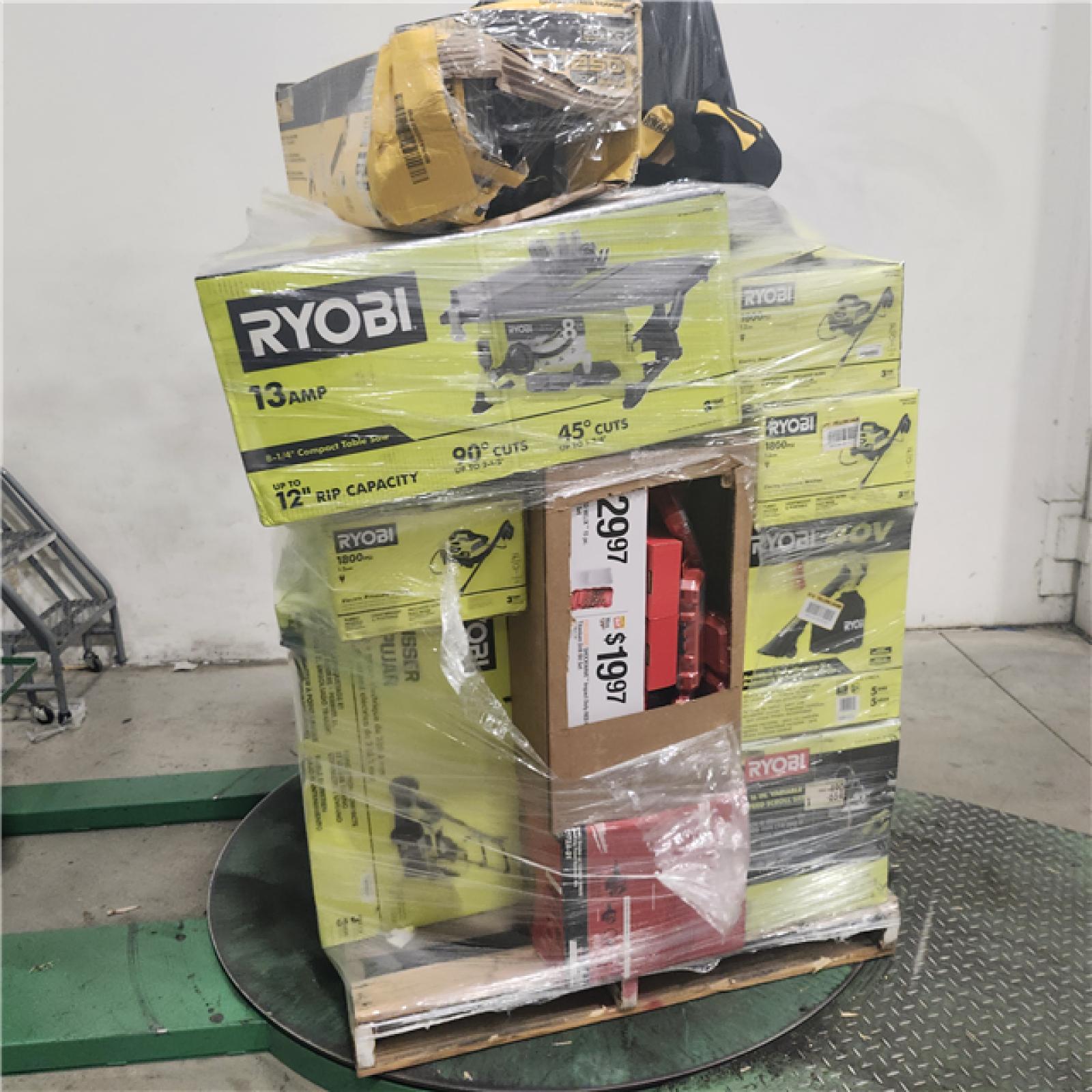 Dallas Location - As-Is Tool Pallet