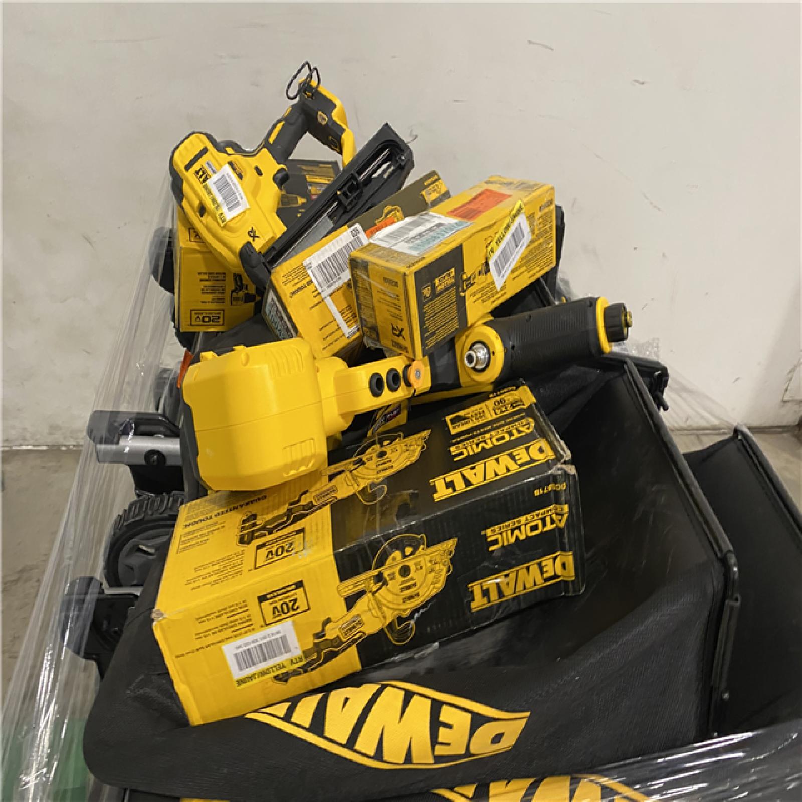 Dallas Location - As-Is DEWALT Tool Pallet