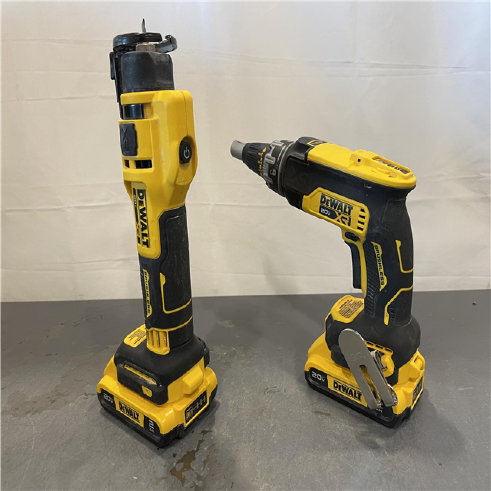 AS-IS - DEWALT 20V MAX XR Lithium-Ion Brushless Cordless 2-Tool Combo Kit