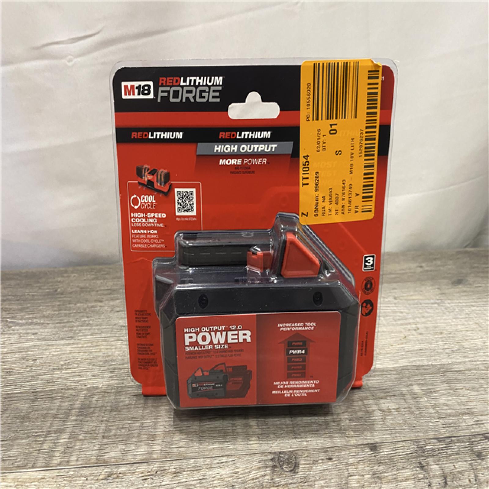 NEW - Milwaukee 18V Lithium-Ion REDLITHIUM FORGE XC 8.0 Ah Battery Pack