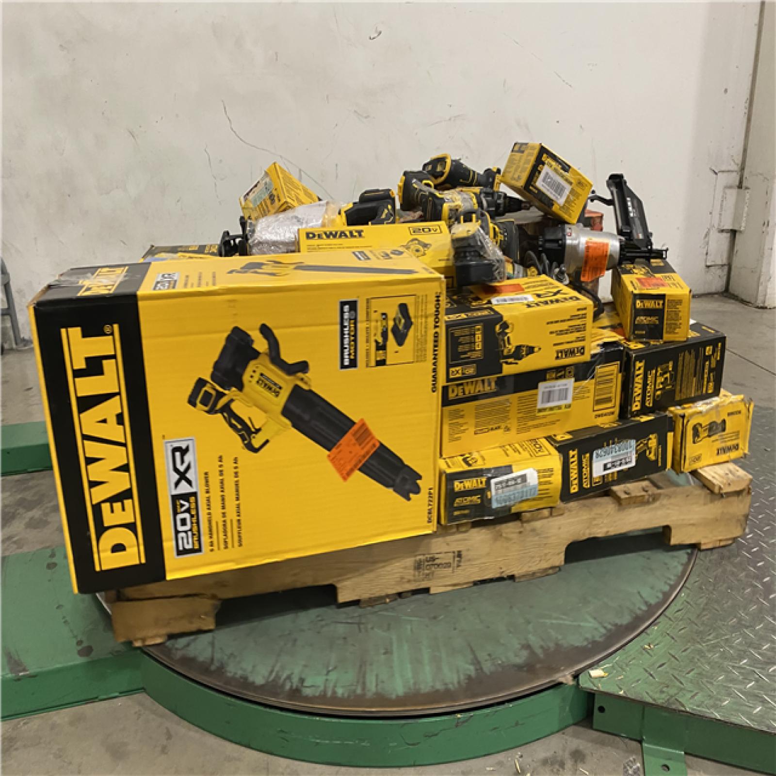 Dallas Location - As-Is Tool Pallet