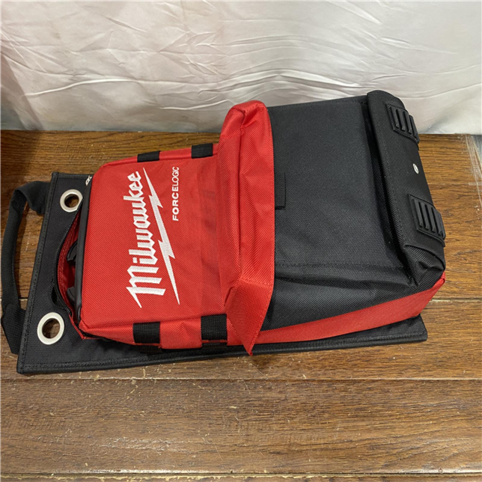 AS-IS M18 18V Lithium-Ion Cordless FORCE LOGIC 6-Ton Utility Crimping Kit with D3 Grooves and Fixed BG Die