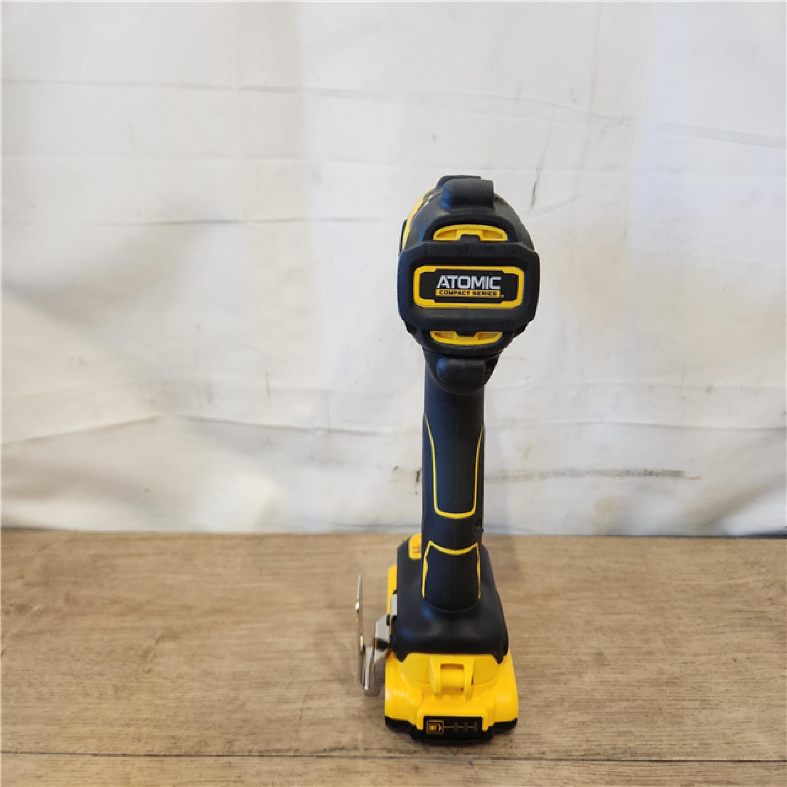 AS-IS- DEWALT ATOMIC 20V MAX* Brushless Cordless Compact 1/4 in. Impact Driver Kit