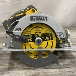 AS-IS DEWALT 20-Volt MAX 7-1/4 in. Cordless Circular Saw (Tool Only)