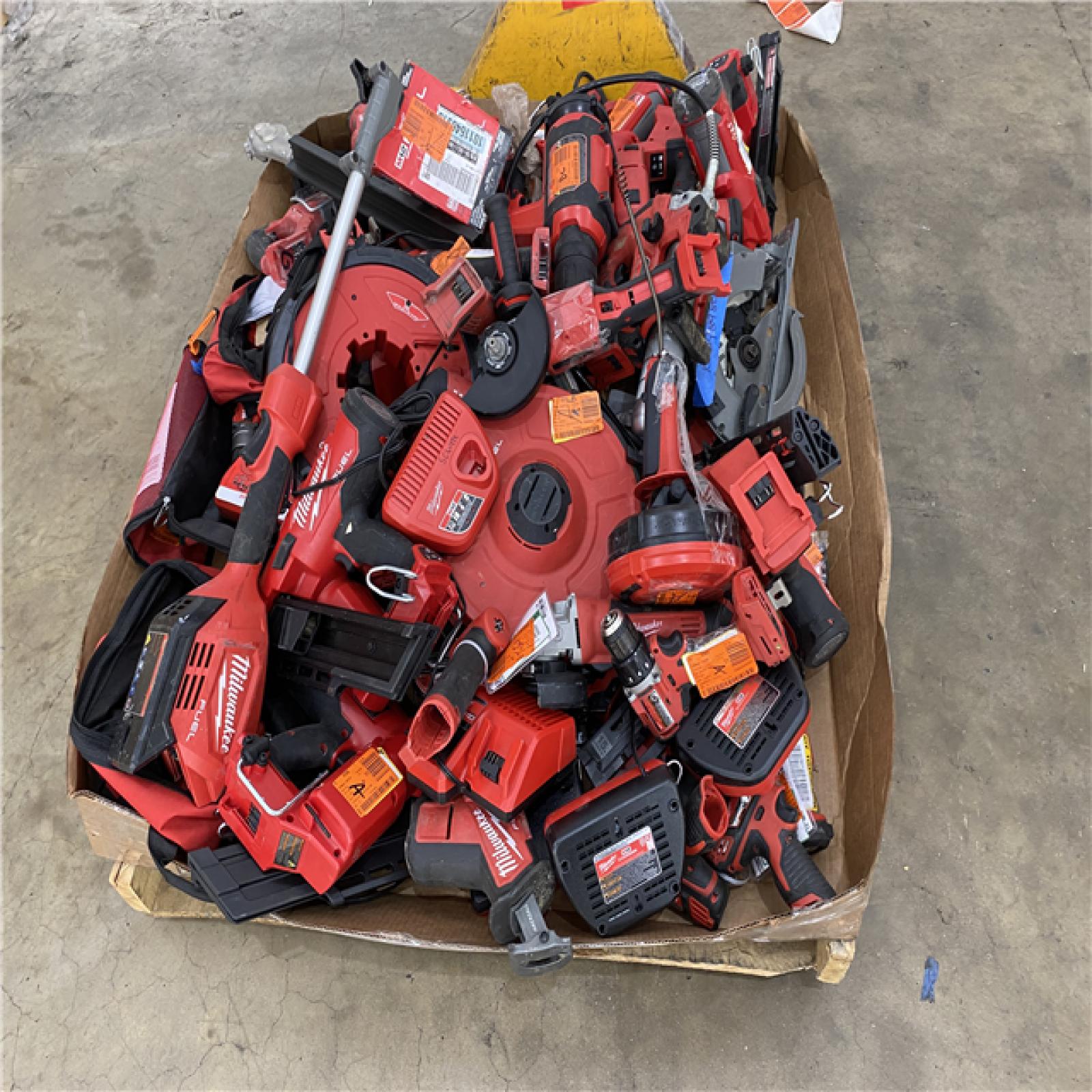 Houston Location AS IS - Tool Pallet