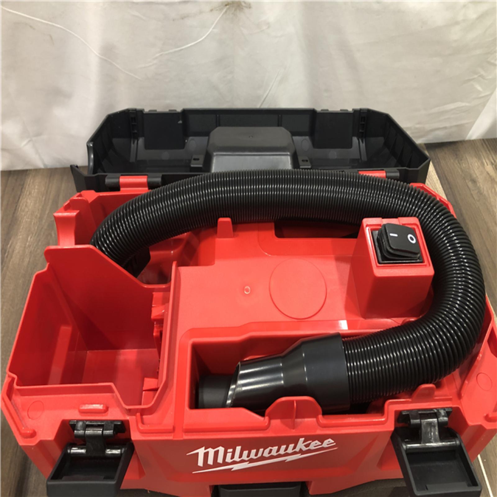 AS-IS Milwaukee  FUEL PACKOUT 18-Volt Lithium-Ion Cordless 2.5 Gal. Wet/Dry Vacuum (Vacuum-Only)