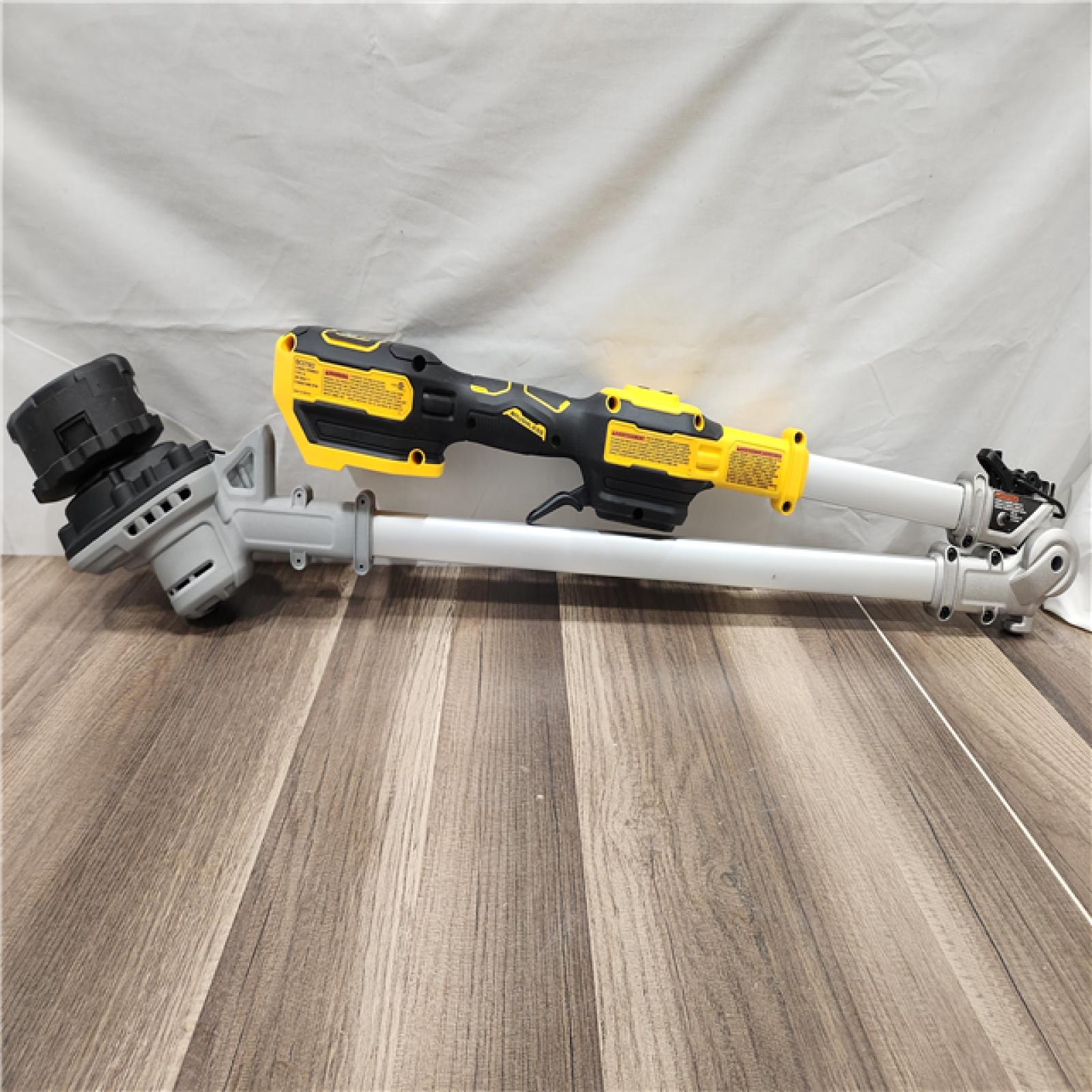 AS-IS- DEWALT 20V MAX 14 in. Brushless Cordless Battery Powered Foldable String Trimmer (Tool Only)