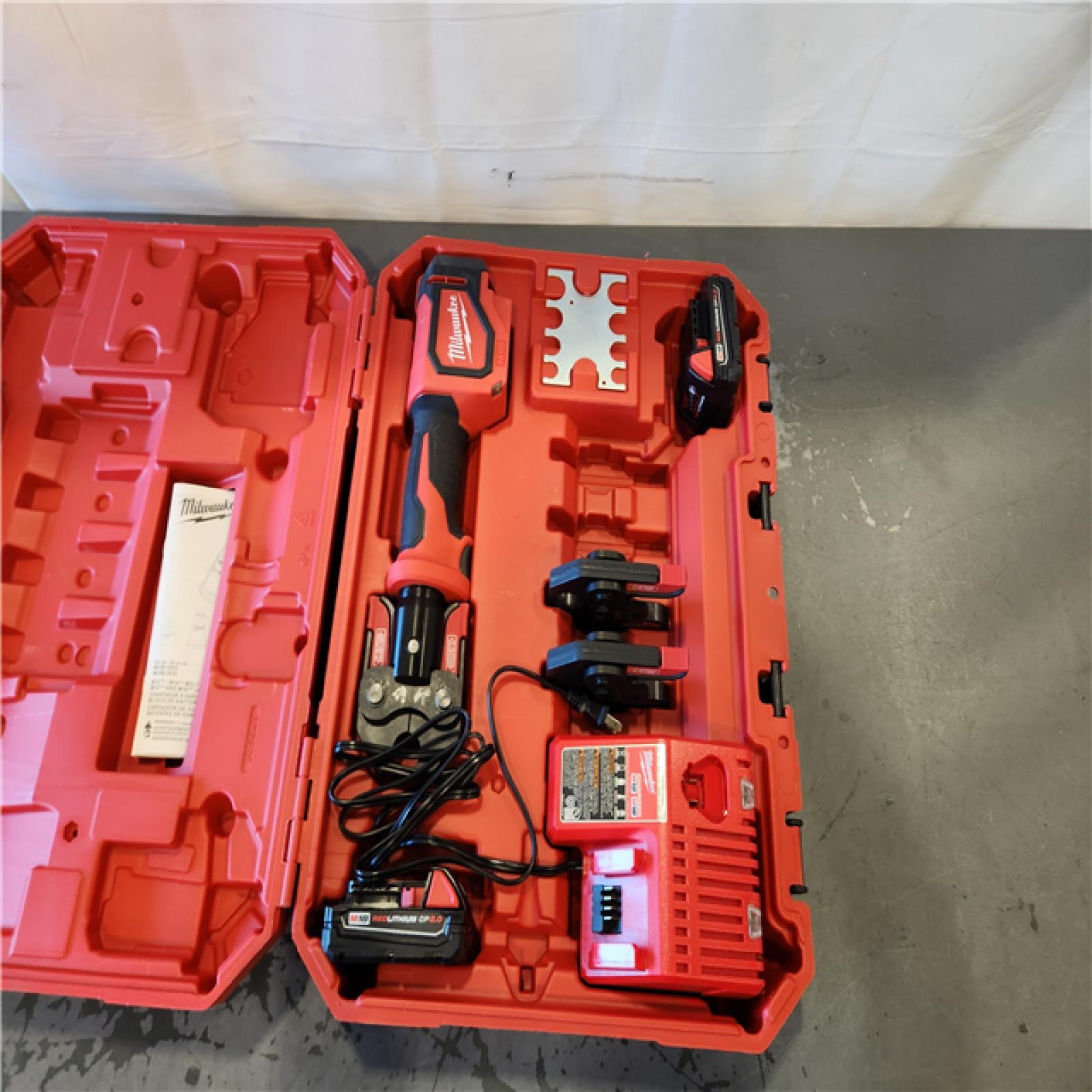 AS-IS- Milwaukee-M18 Short Throw Press Tool Kit W/ PEX Crimp Jaws