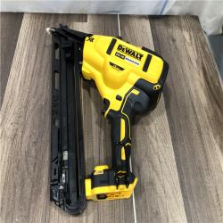 AS-IS DEWALT 20V MAX XR Lithium-Ion Cordless 2-1/2 in. 15-Gauge Finish Nailer Kit