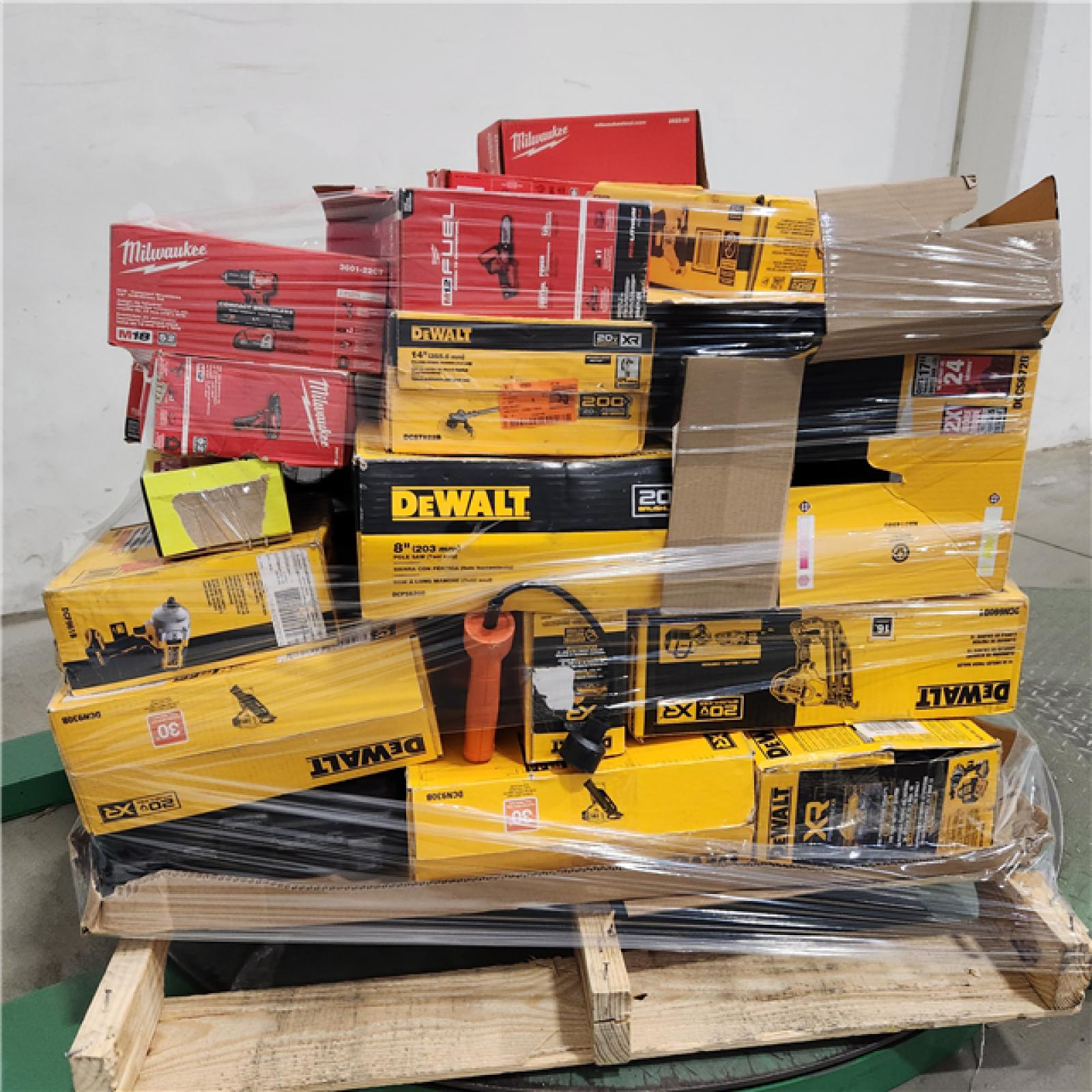 Dallas Location - As-Is Tool Pallet