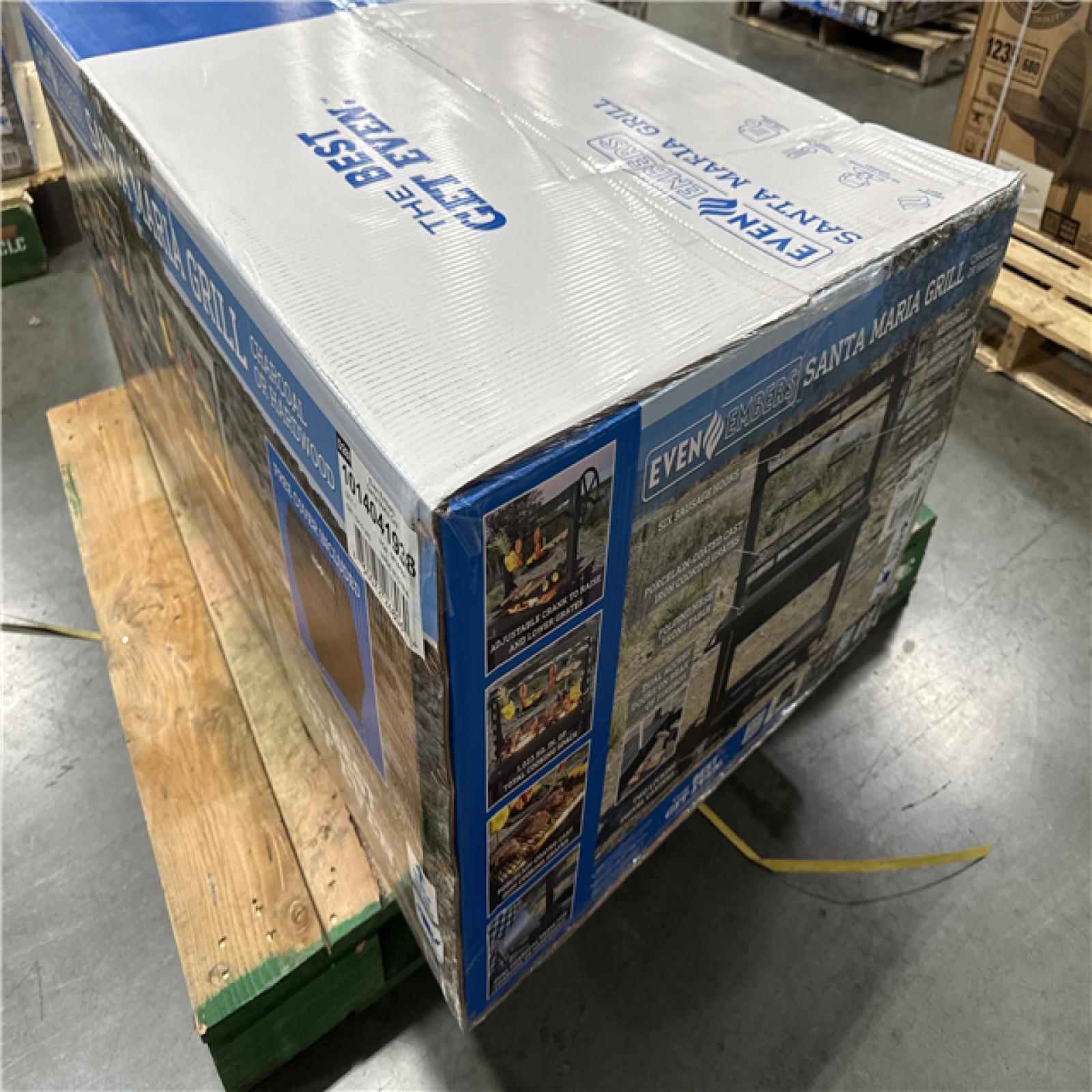 California AS-IS Santa Maria Grill Charcoal or Hardwood (Damaged Box)