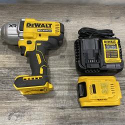 AS-IS DEWALT 20V MAX Lithium-Ion Cordless 1/2 in. Impact Wrench Kit