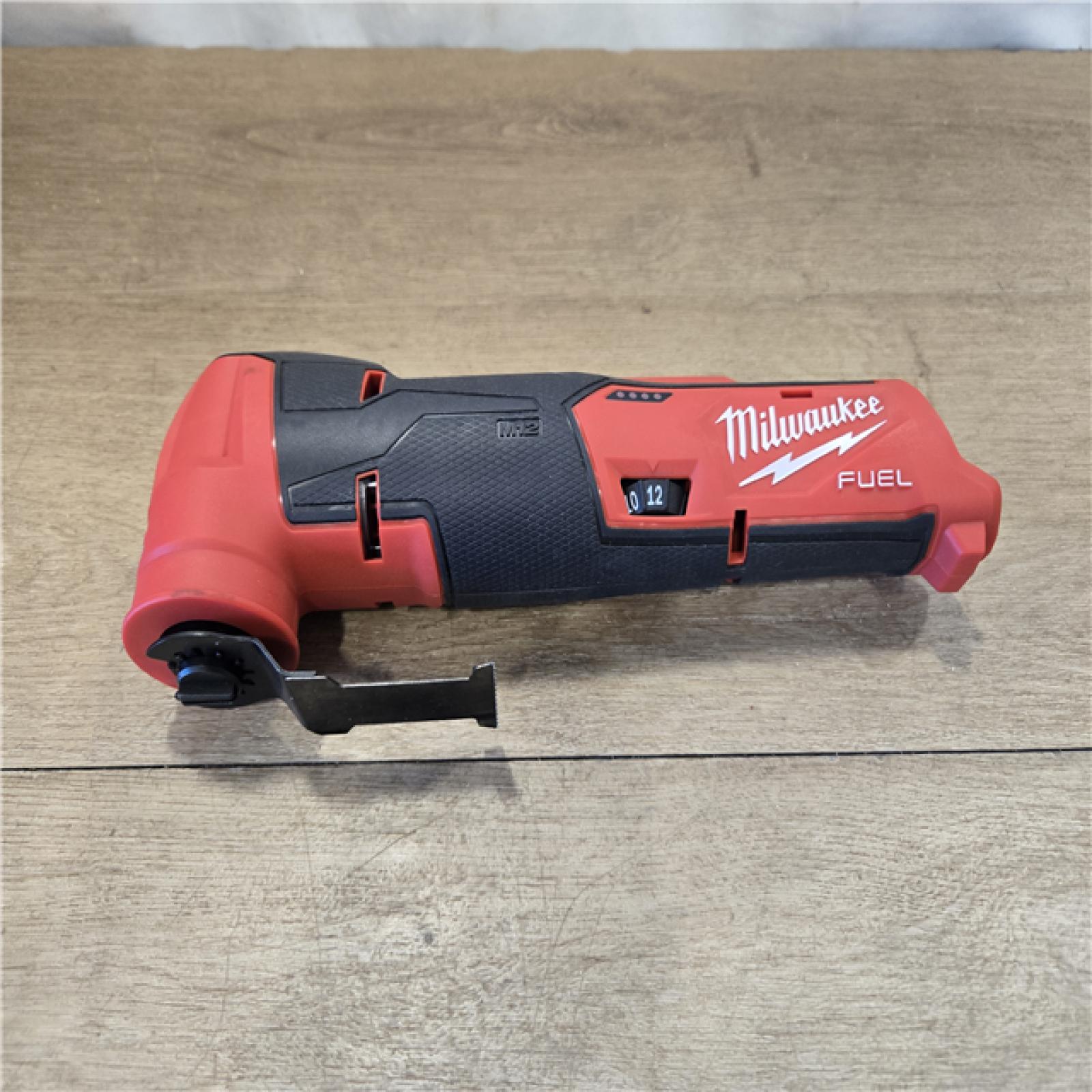 AS-IS Milwaukee FUEL 12V Cordless Oscillating Multi-Tool (Tool-Only)