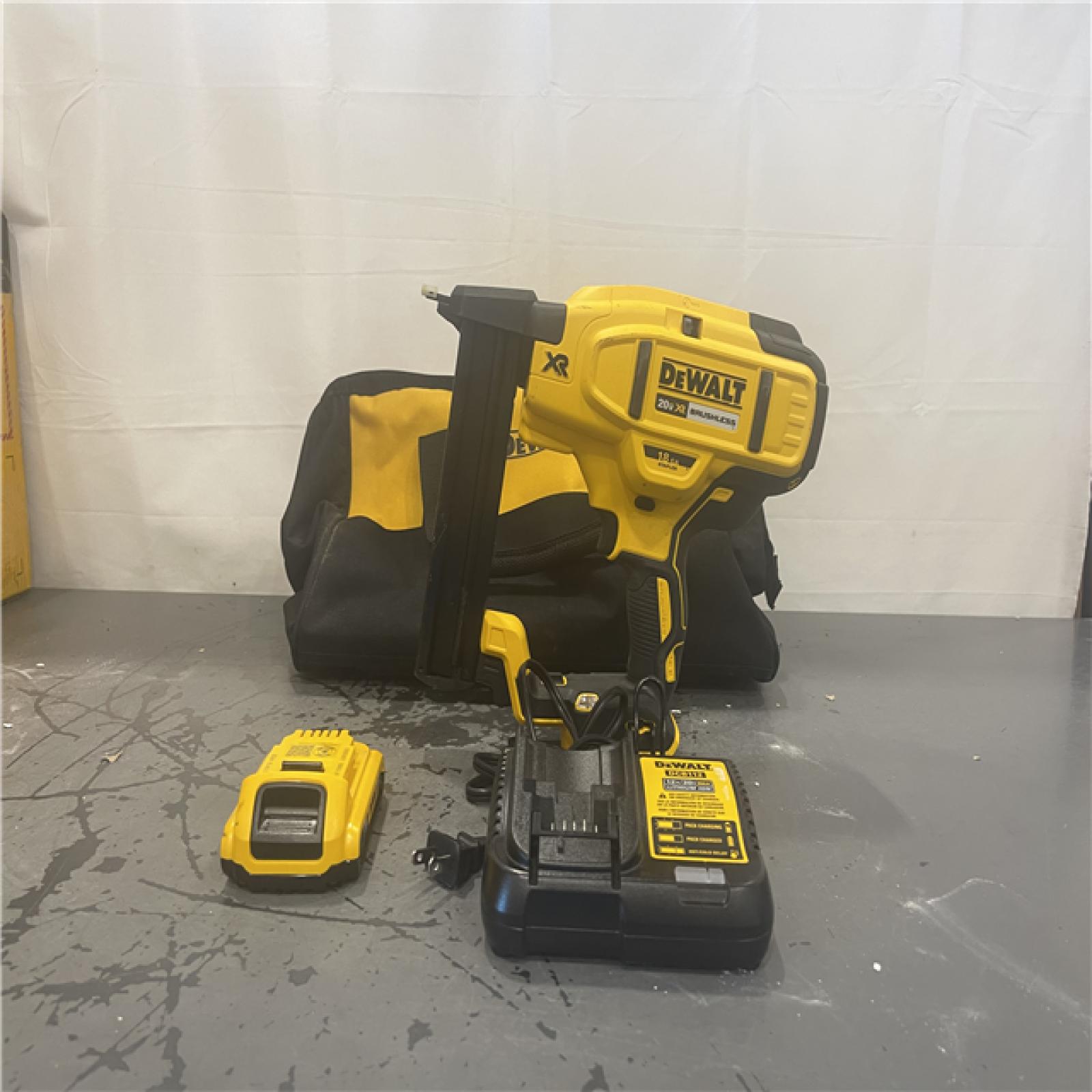 AS-IS- DeWalt 18v XR Cordless Brushless Narrow Crown Stapler