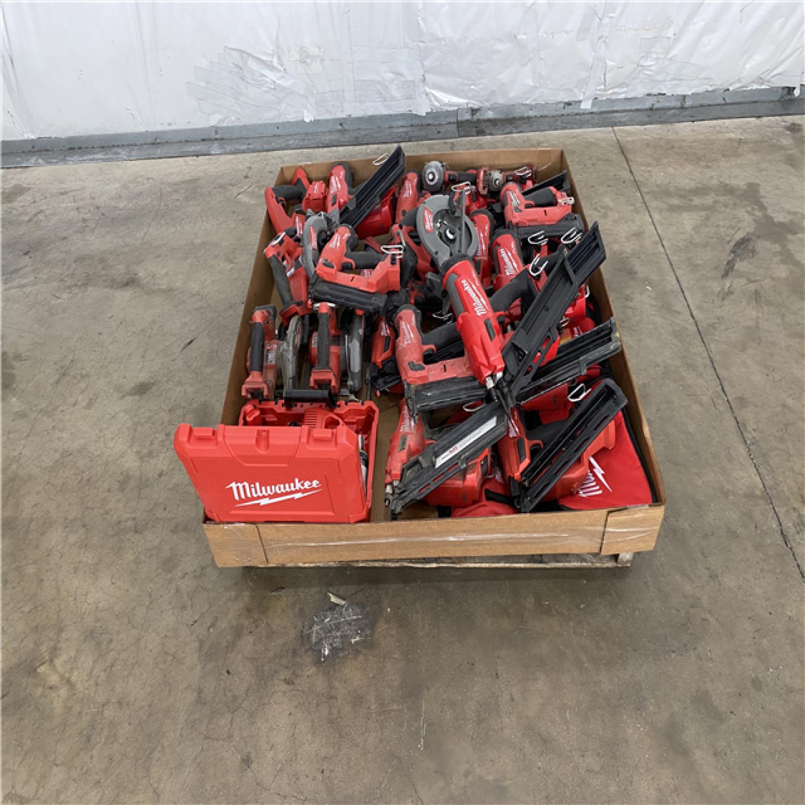 Houston Location AS IS - Tool Pallet