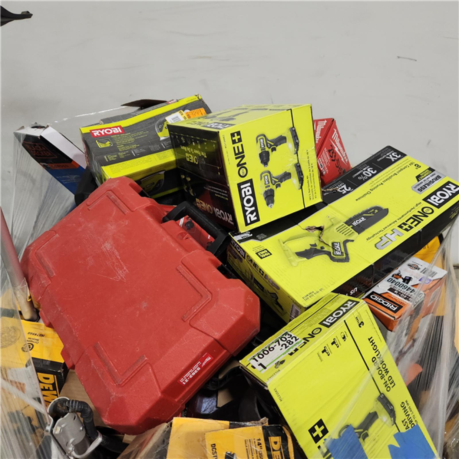 Dallas Location - As-Is Tool Pallet