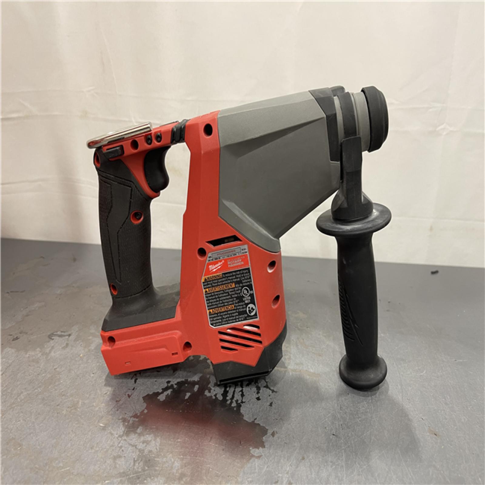 AS-IS - Milwaukee M18 FUEL 18V Lithium-Ion Brushless Cordless 5/8 in. SDS-Plus Rotary Hammer