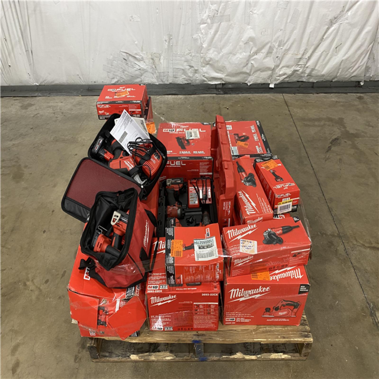 Houston Location AS IS - Tool Pallet