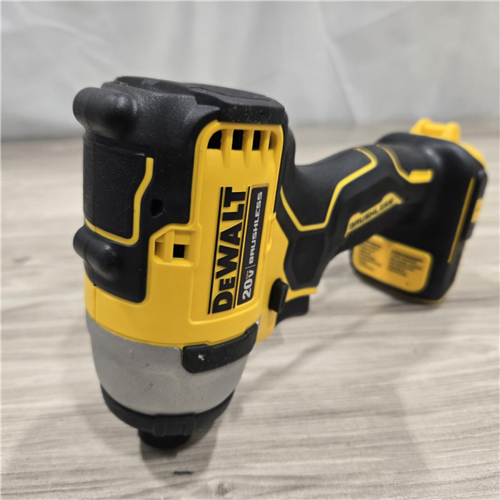 AS-IS DeWALT ATOMIC 20V MAX Cordless Compact Impact Driver Kit
