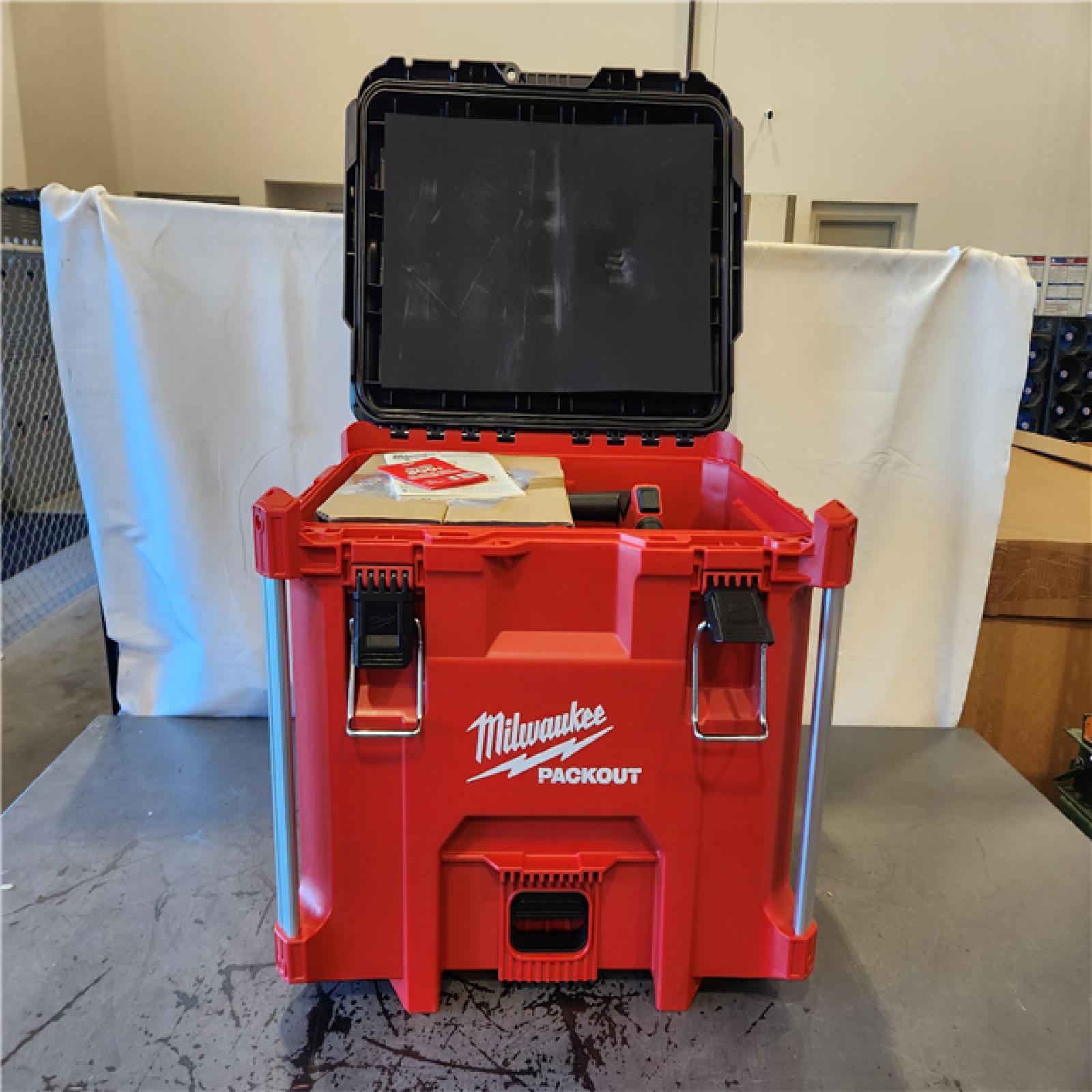 AS-IS- NEW Milwaukee M18 FUEL 18-Volt Lithium-Ion Brushless Cordless 6-1/2 in. Plunge Track Saw PACKOUT Kit with One 6.0 Ah Battery