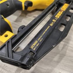 AS-IS DeWalt 20V 16 Gauge Cordless Angled Finish Nailer Kit