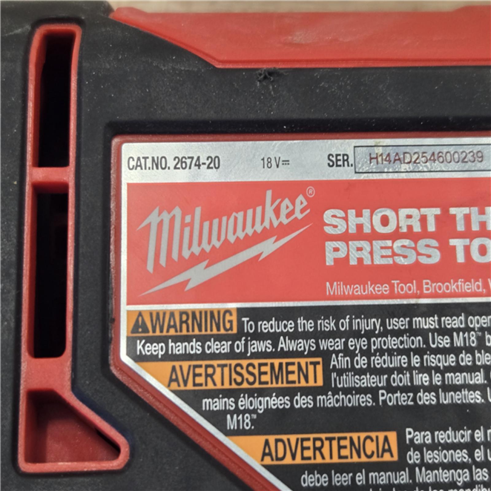 AS-IS Milwaukee M18 18V Cordless Short Throw PEX Press Tool Kit