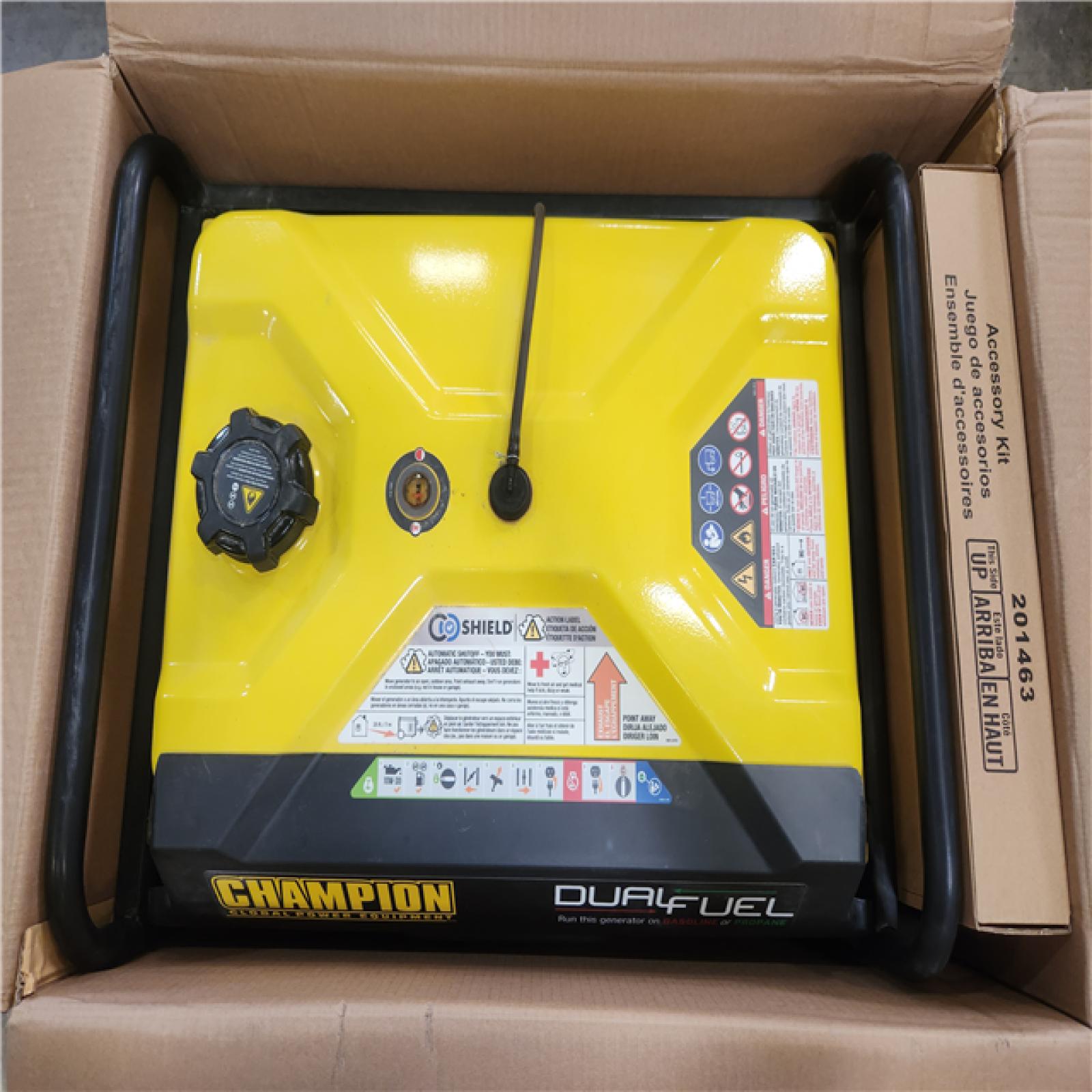 Phoenix Champion Power Equipment 7850/6250-Watt Recoil Start Storm Ready Gasoline and Propane Powered Dual Fuel Portable Generator with CO Shield