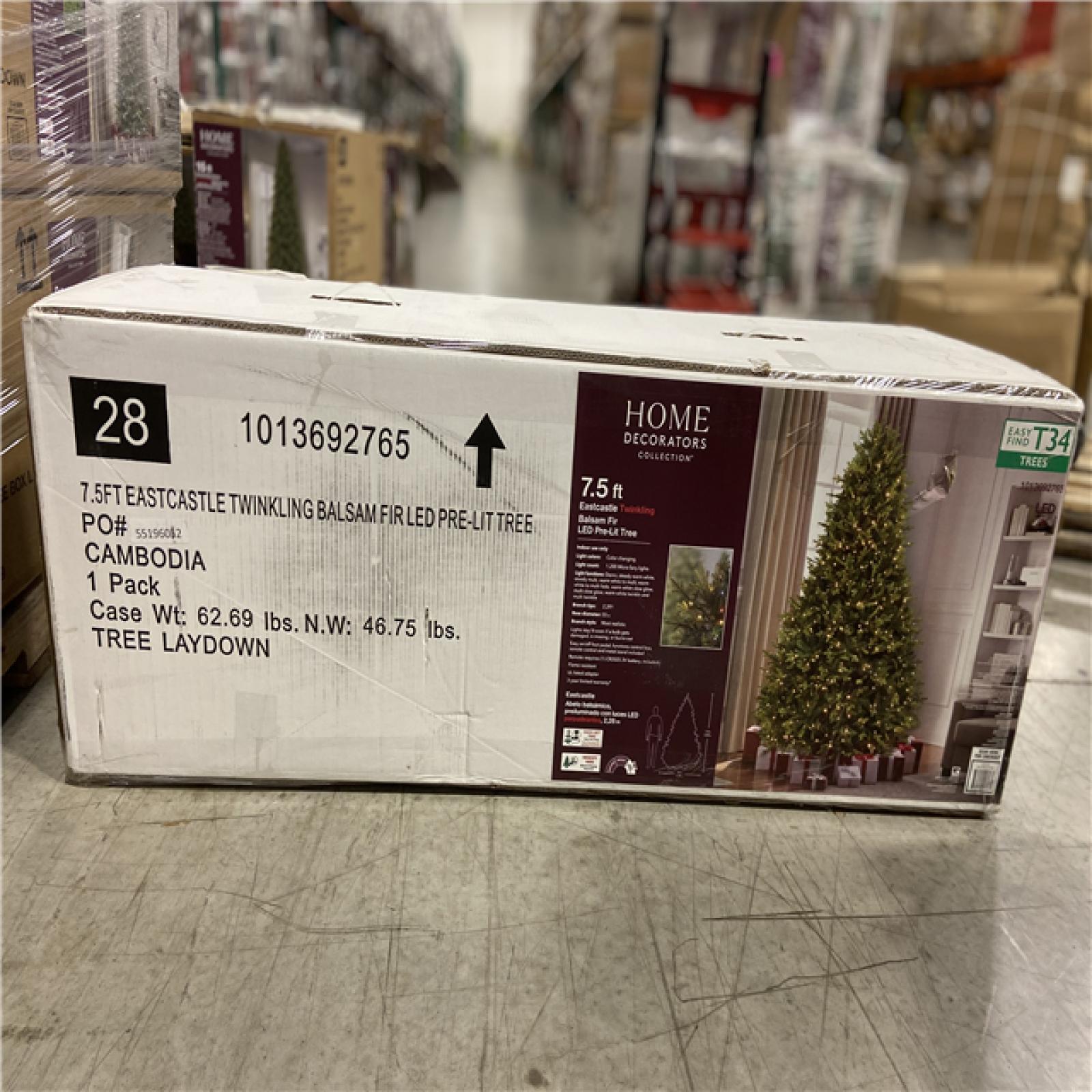 DALLAS LOCATION - Home Decorators Collection 7.5 ft. Eastcastle Twinkling Balsam Fir LED Pre-Lit Artificial Christmas Tree T34