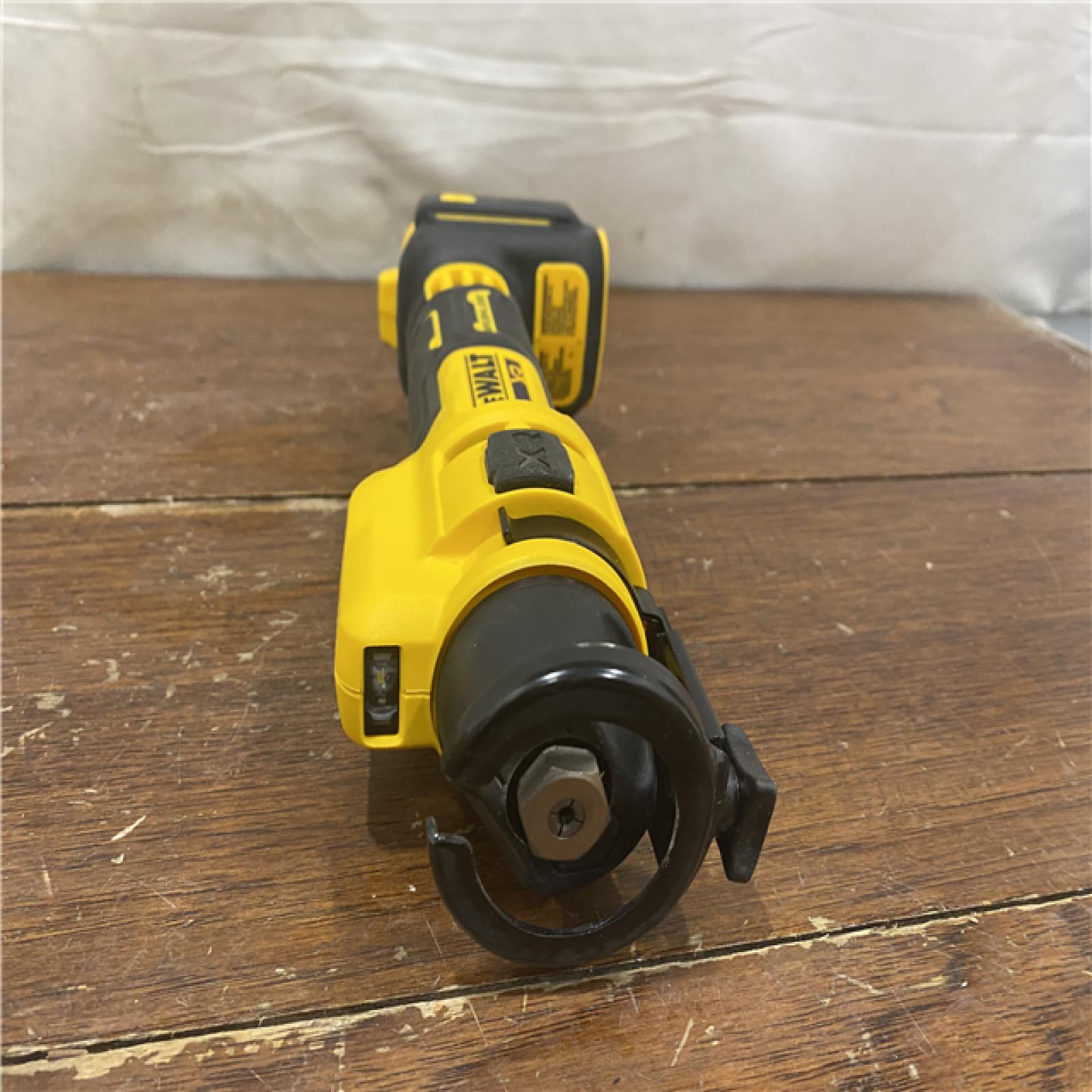 AS-IS DEWALT 20V MAX Cordless Cut Out Tool