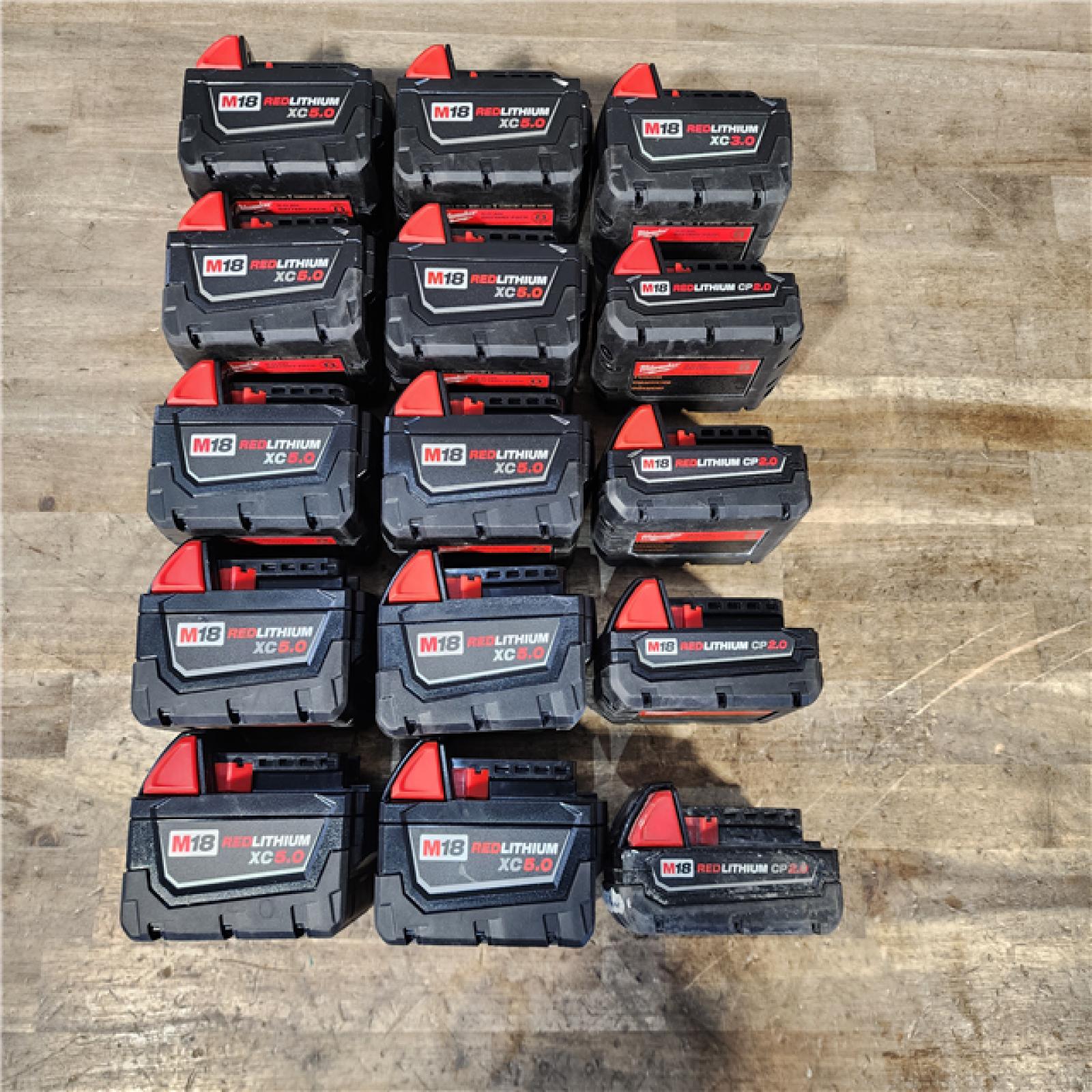 HOUSTON LOCATION - AS-IS MILWAUKEE BATTERY PACK QTY - 15