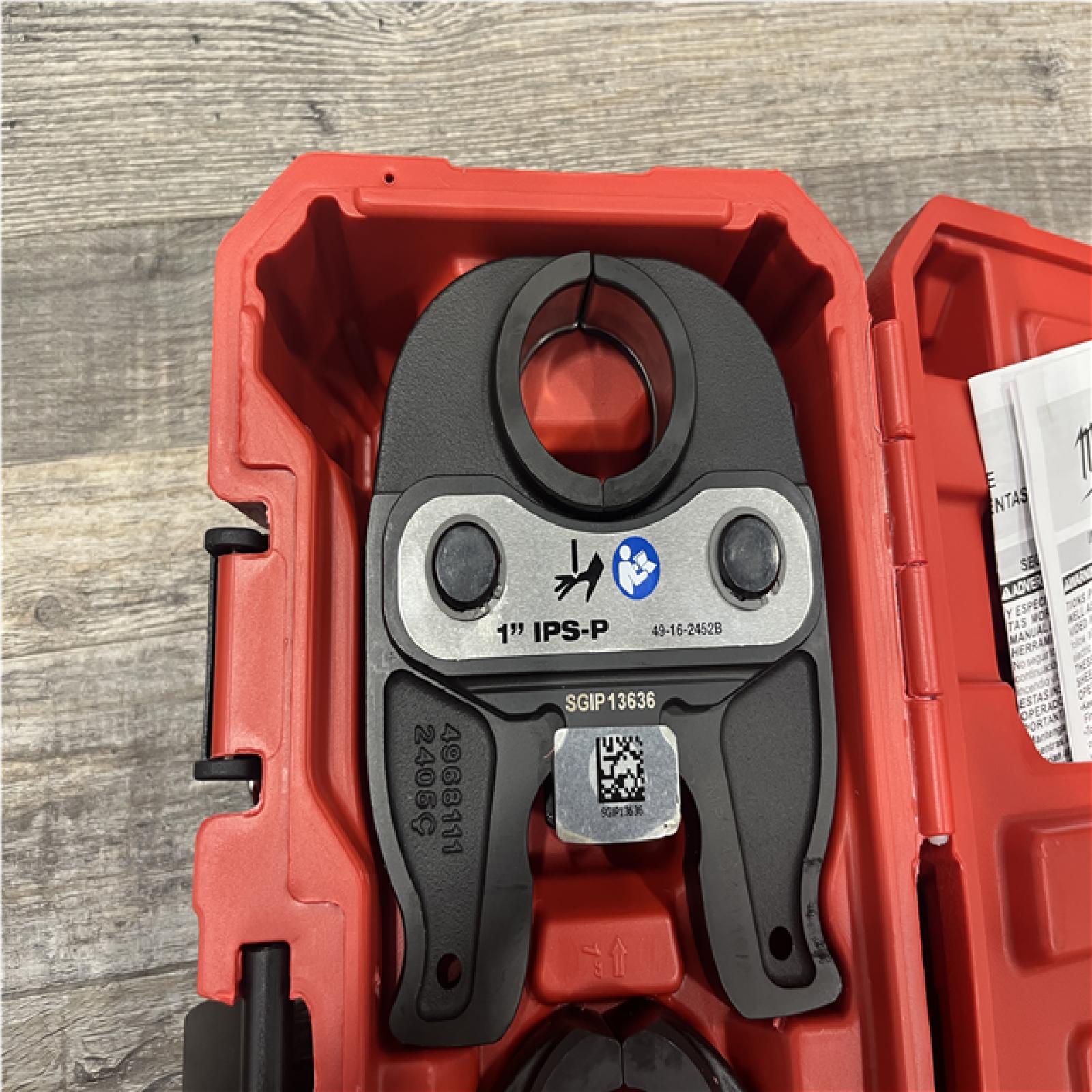 AS-IS Milwaukee 1/2 in. - 1 in. IPS-P Black Iron Pipe/Steel Press Jaw Kit for M12 FORCE LOGIC Press Tools