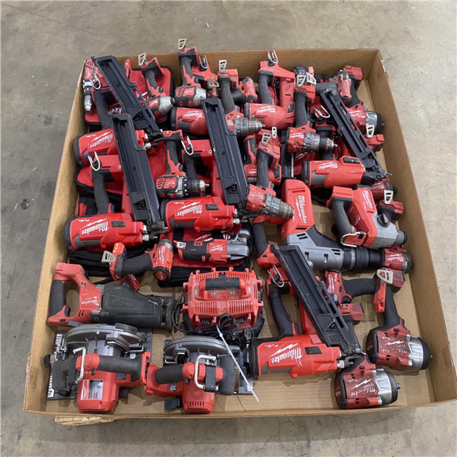 Houston Location AS IS - Tool Pallet