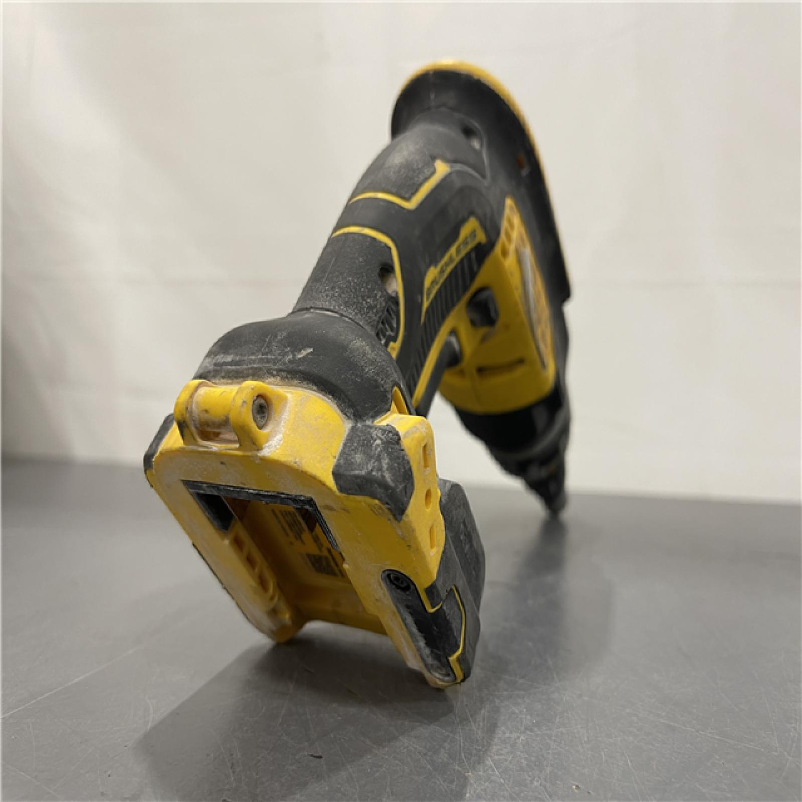 AS-IS - DeWalt XR 20V MAX Lithium-Ion Cordless Brushless Screw Gun