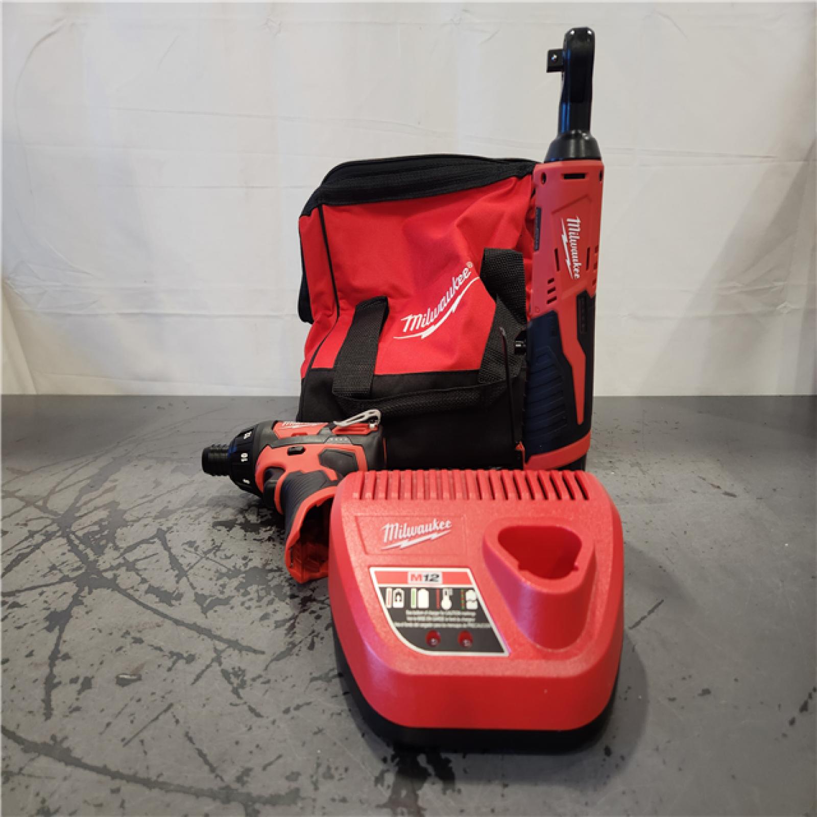 AS-IS- Milwaukee M12 Brushed Cordless 3/8 in. Ratchet and Screwdriver (2-Tool) Combo Kit