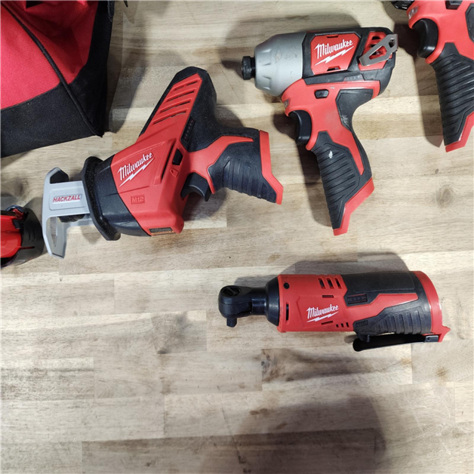 HOUSTON LOCATION - AS-IS Milwaukee 5 Tool Combo Kit W/ (2) Battery & Charger